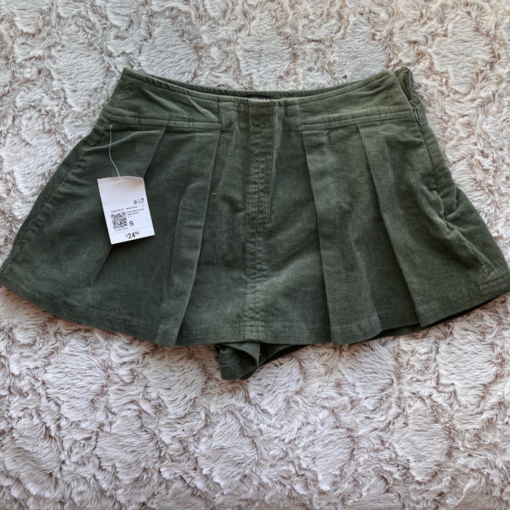 Forever 21 Olive Green Women's Shorts